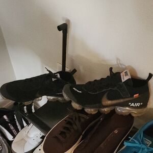 Nike Black and White Athletic Shoes with Bubble Sole and Knit Upper